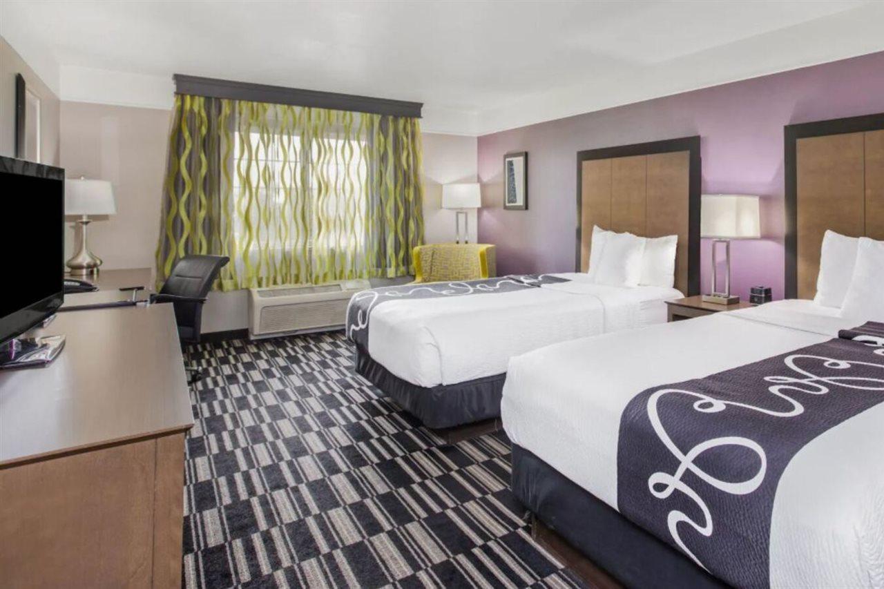 Отель La Quinta By Wyndham Modesto Salida Экстерьер фото