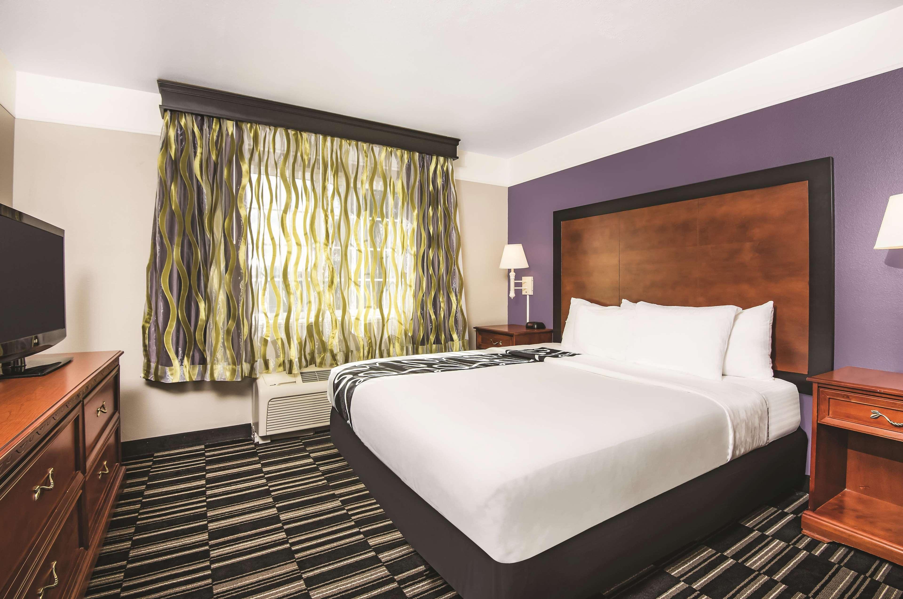 Отель La Quinta By Wyndham Modesto Salida Экстерьер фото