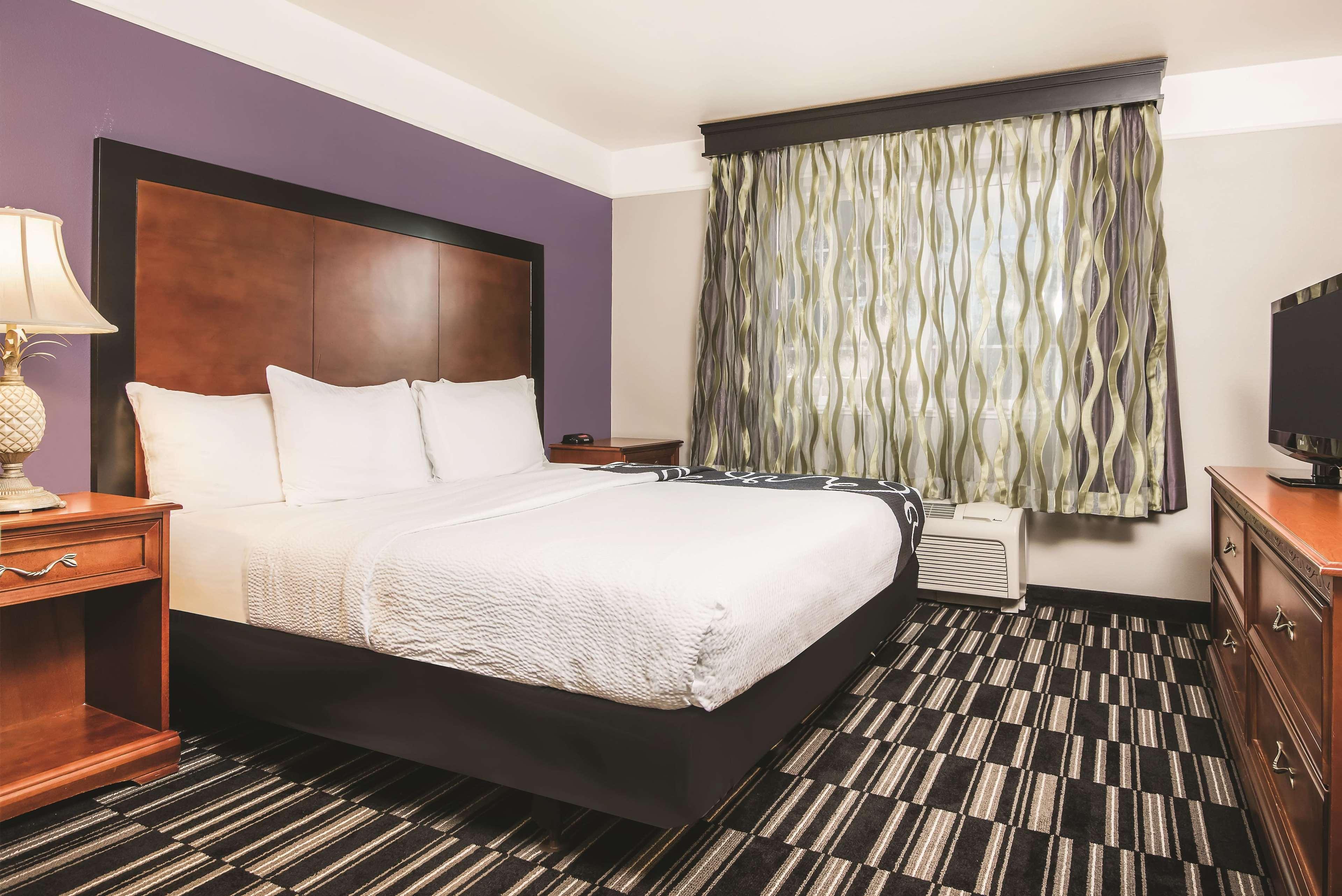 Отель La Quinta By Wyndham Modesto Salida Экстерьер фото