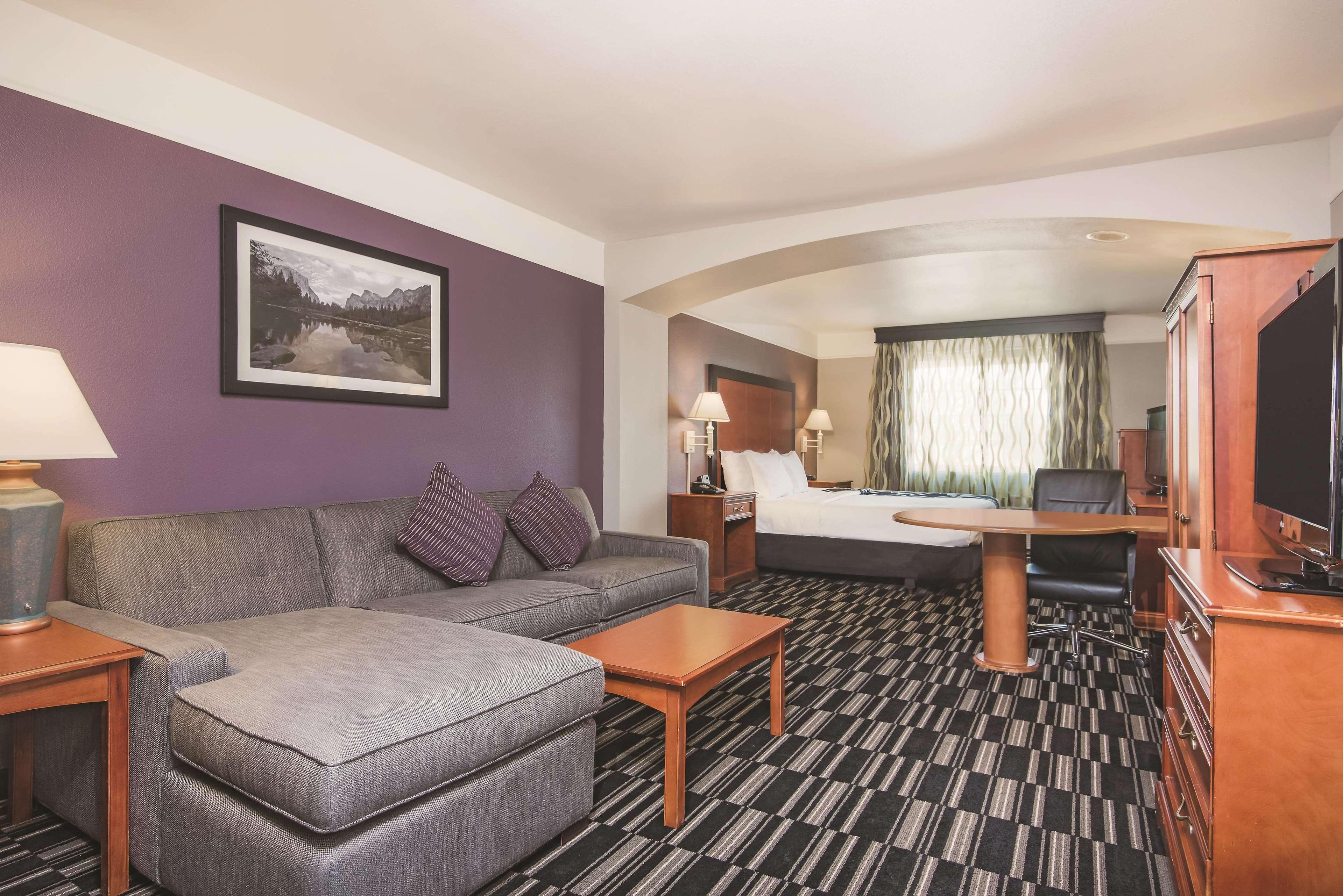 Отель La Quinta By Wyndham Modesto Salida Экстерьер фото