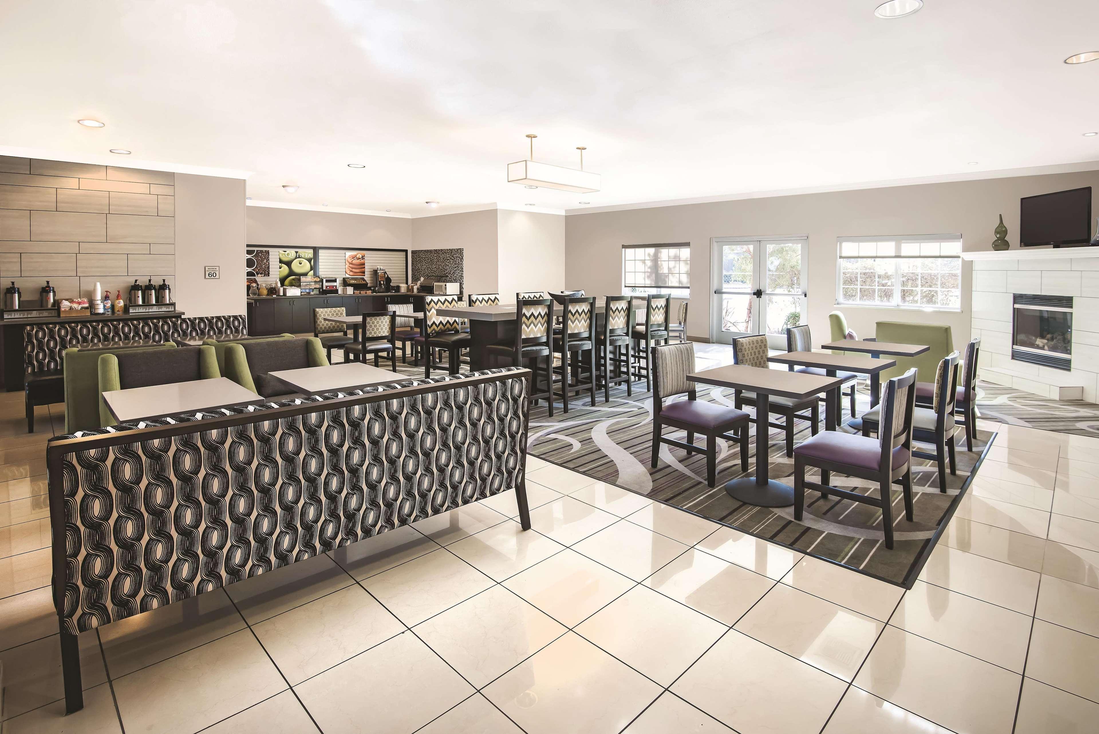 Отель La Quinta By Wyndham Modesto Salida Экстерьер фото