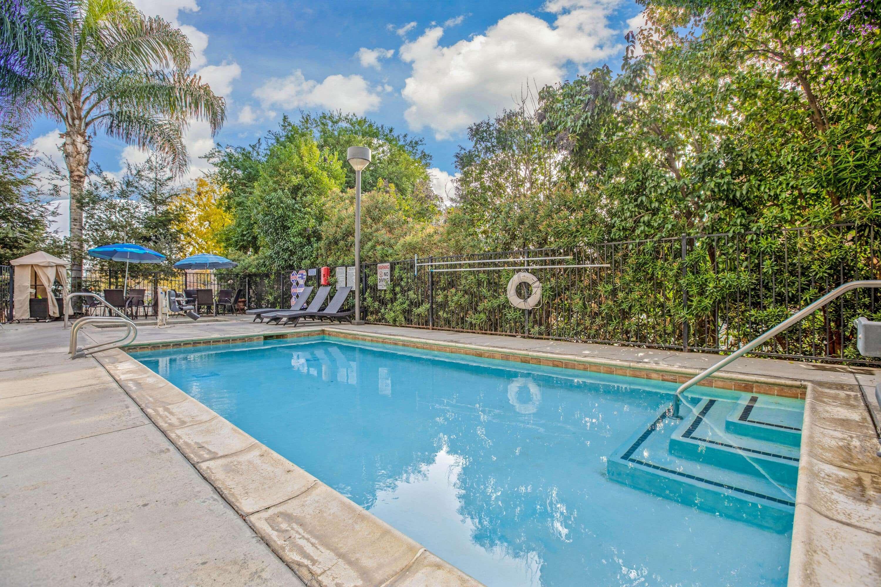 Отель La Quinta By Wyndham Modesto Salida Экстерьер фото