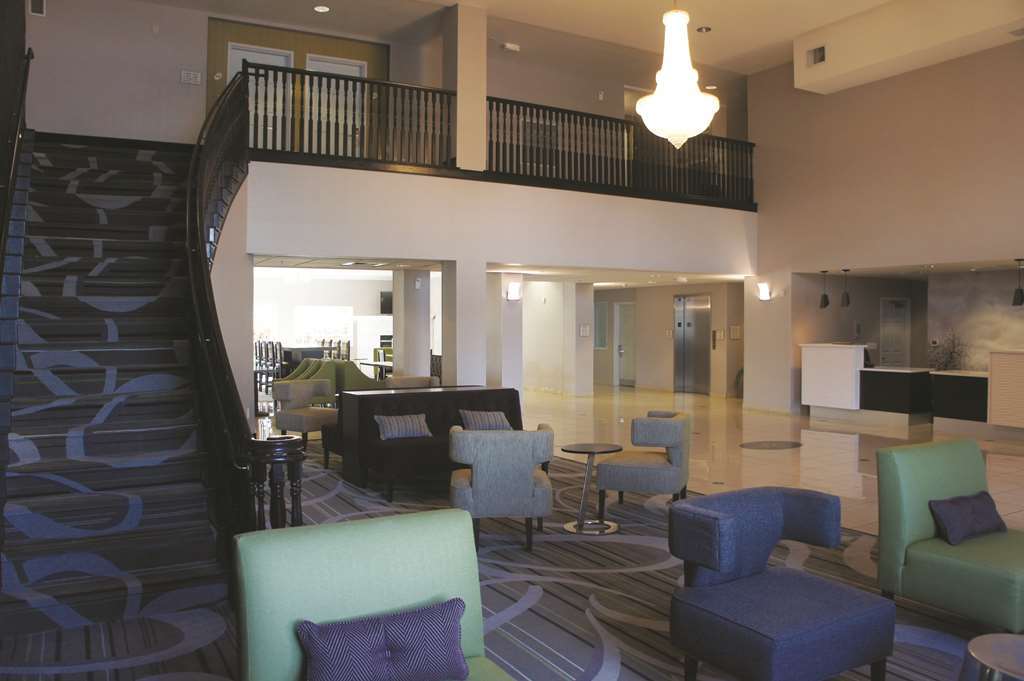 Отель La Quinta By Wyndham Modesto Salida Интерьер фото